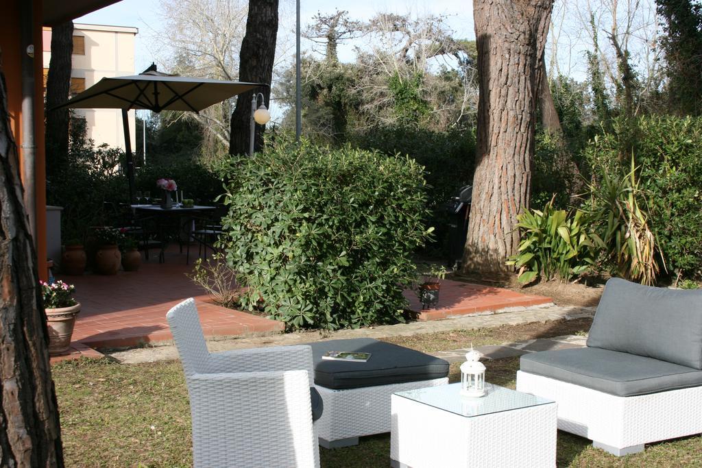 Splash House Tirrenia Exterior foto