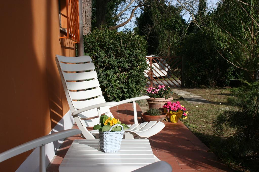 Splash House Tirrenia Exterior foto